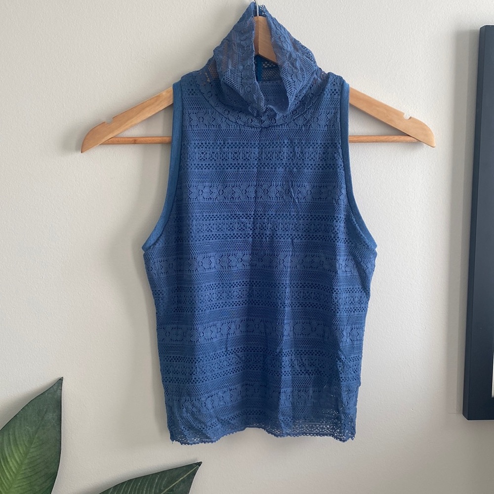 SESSA Blue Lace Highneck Crop Top